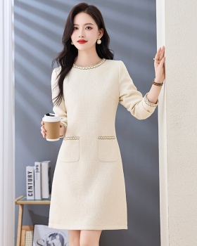 Beading V-neck Western style dress for women