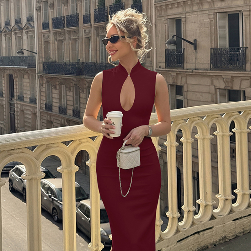 Winter chest hollow fashion back split slim dress