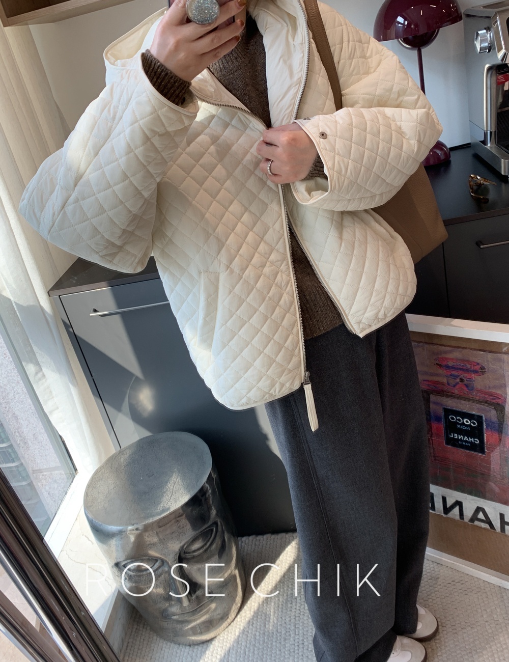 Quilted pattern coat hooded down coat for women