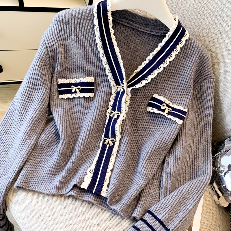 Knitted thermal V-neck tops chanelstyle thick coat