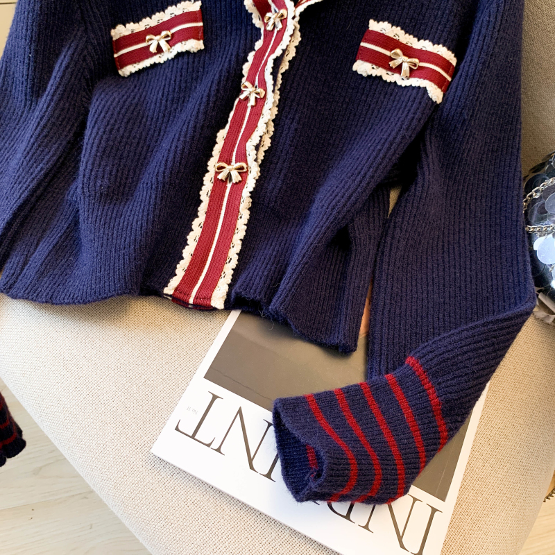 Knitted thermal V-neck tops chanelstyle thick coat