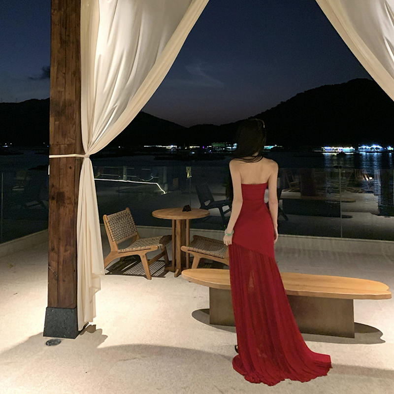 Wrapped chest banquet dress temperament red long dress