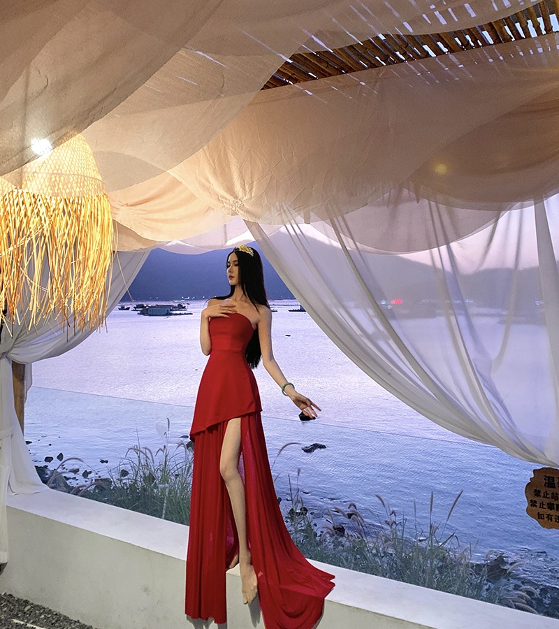 Wrapped chest banquet dress temperament red long dress