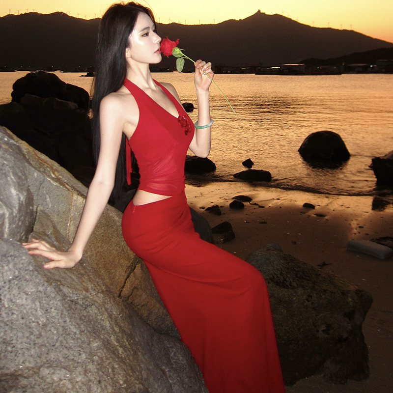 Seaside red evening dress banquet dress for women