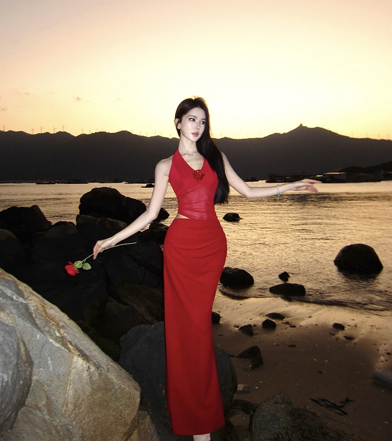 Seaside red evening dress banquet dress for women