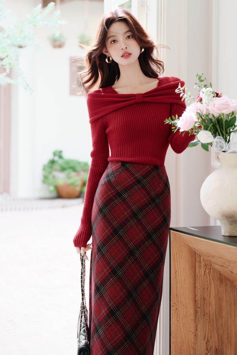 Christmas tops a set