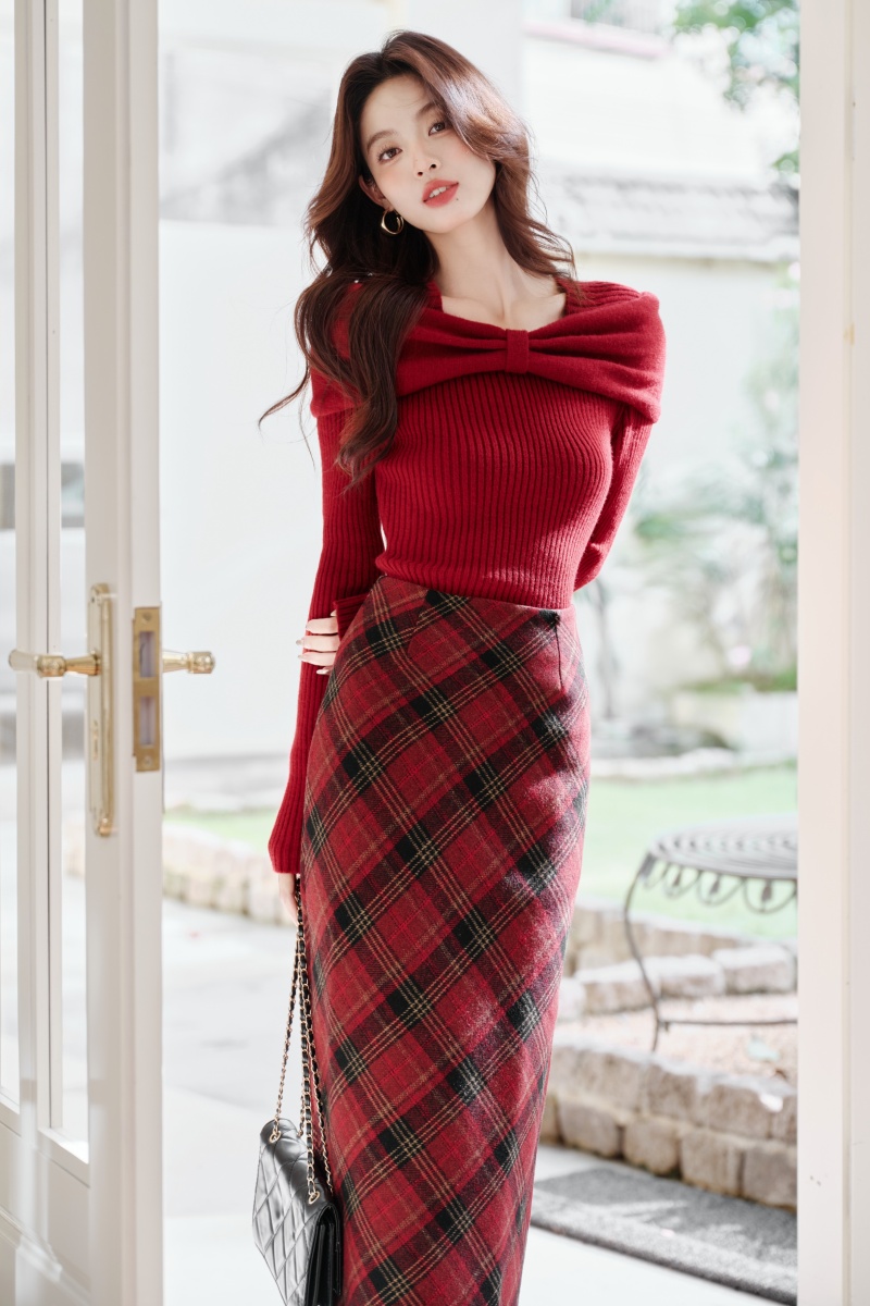 Christmas tops a set