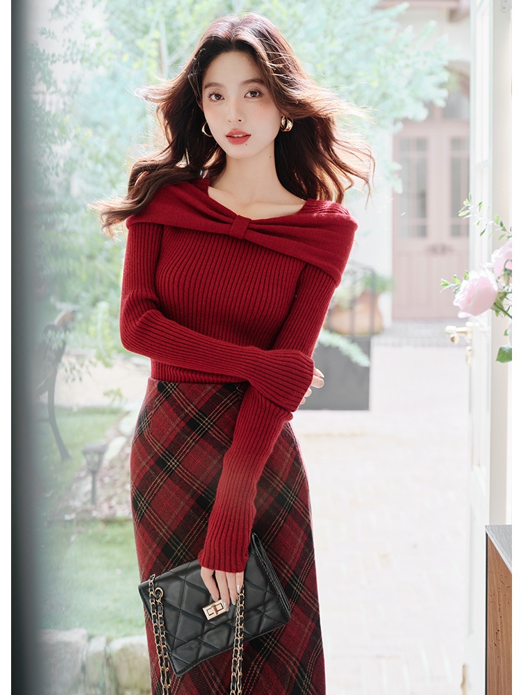 Christmas tops a set