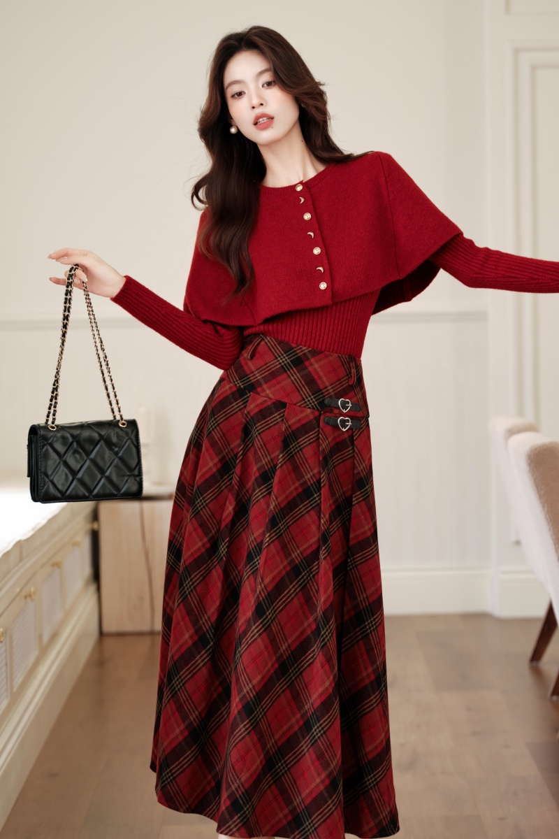 Christmas red cell pattern skirt red sweater a set