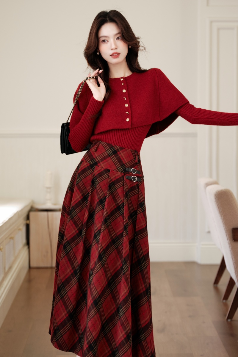 Christmas red cell pattern skirt red sweater a set