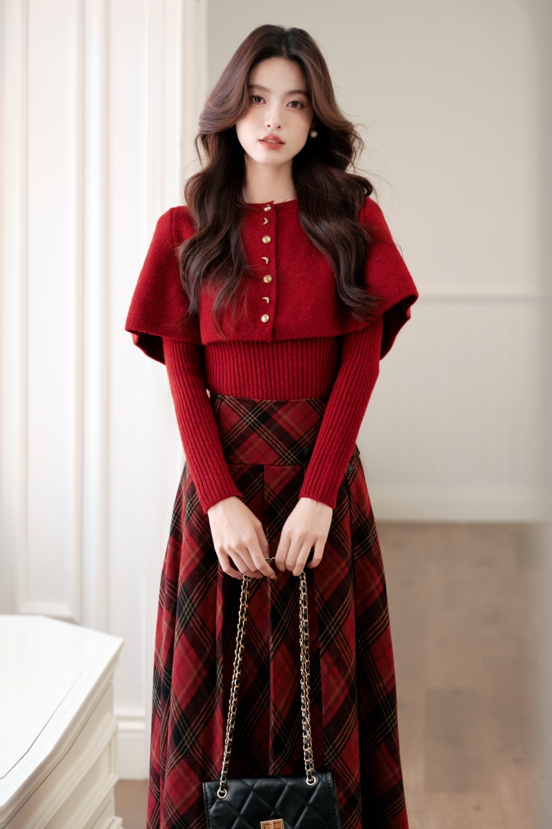 Christmas red cell pattern skirt red sweater a set