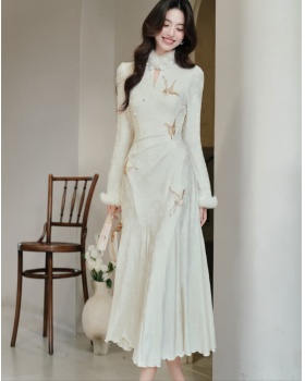 Thick cheongsam white dress