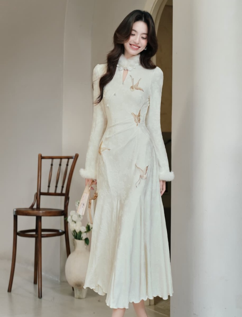 Thick cheongsam white dress