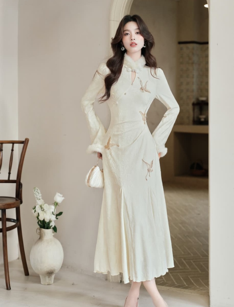 Thick cheongsam white dress