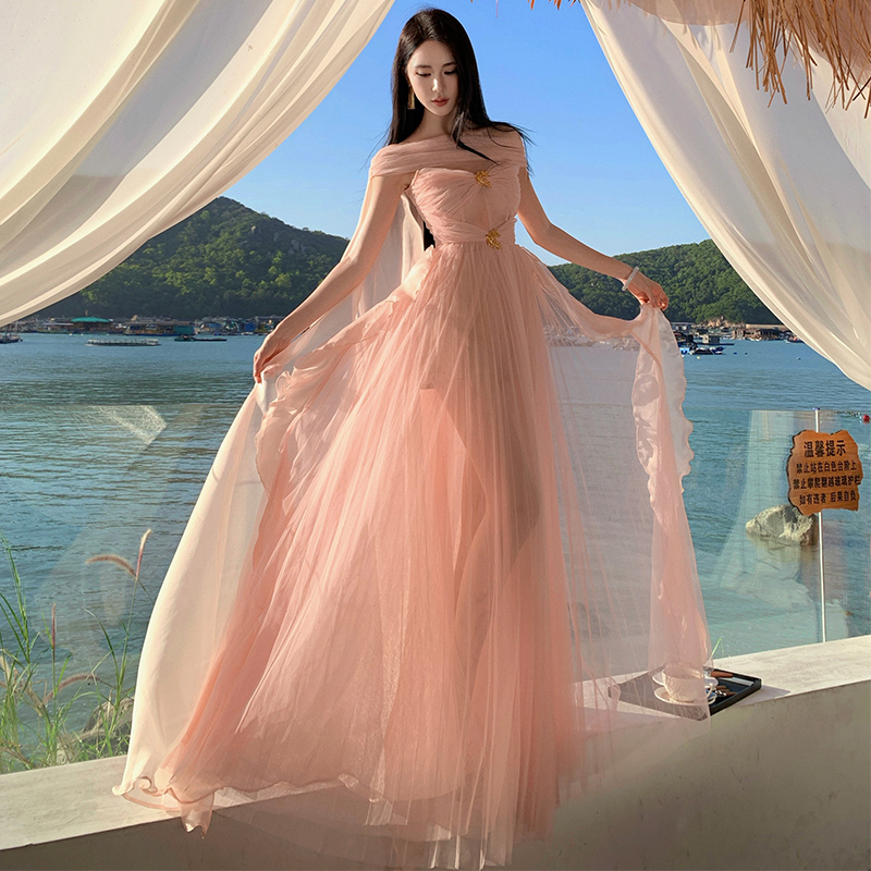 Pinched waist enticement dress flat shoulder long dress