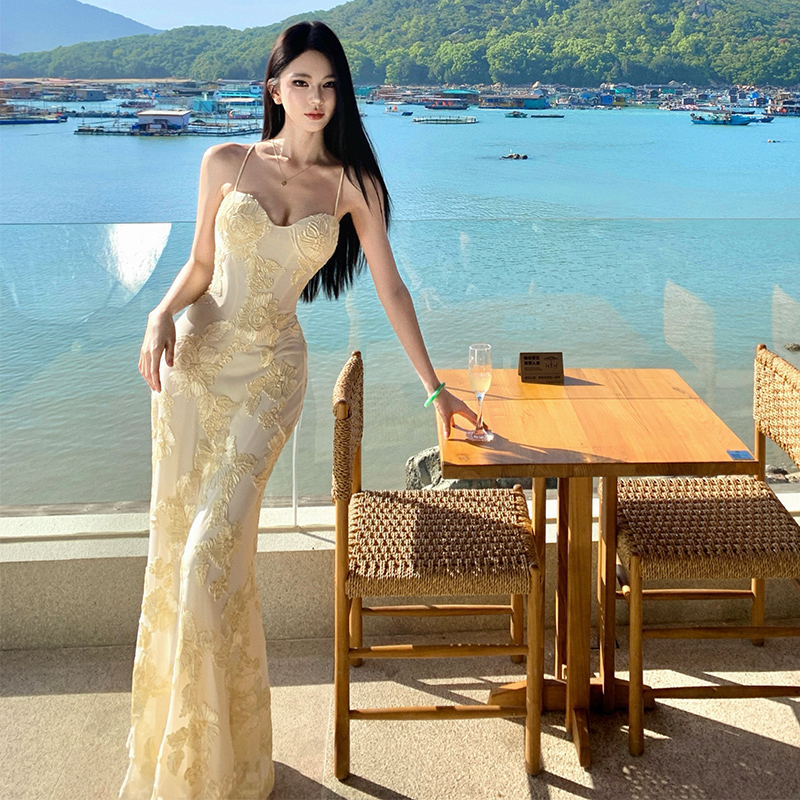 Rose slim halter lace sexy temperament frenum jumpsuit