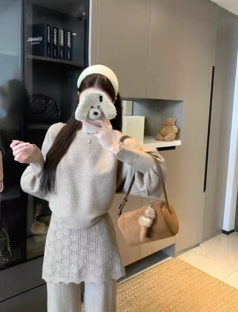 Knitted round neck long pants hook flower sweater 2pcs set