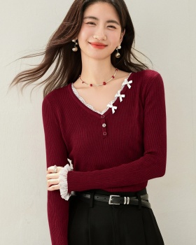 V-neck long sleeve lace inside the ride tops for women