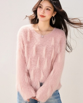 Autumn and winter loose V-neck ladies sweater
