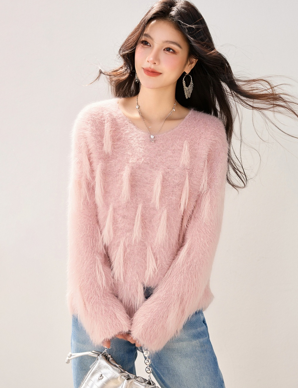 Autumn and winter loose V-neck ladies sweater