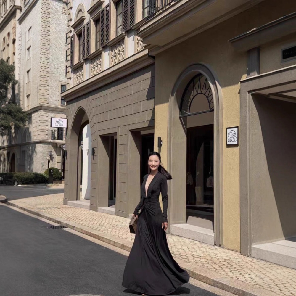 Temperament big skirt black dress pinched waist V-neck long dress