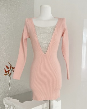 Wears outside white bottoming splice knitted dress