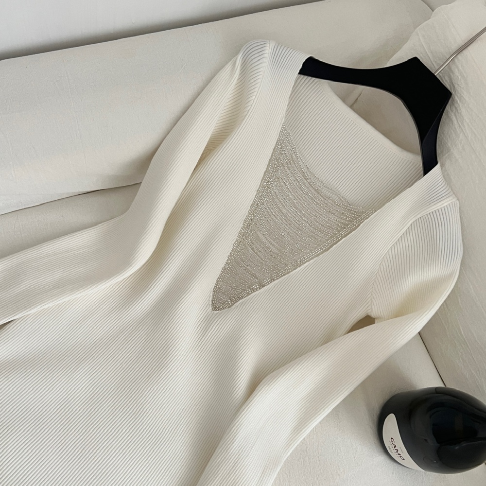 Wears outside white bottoming splice knitted dress