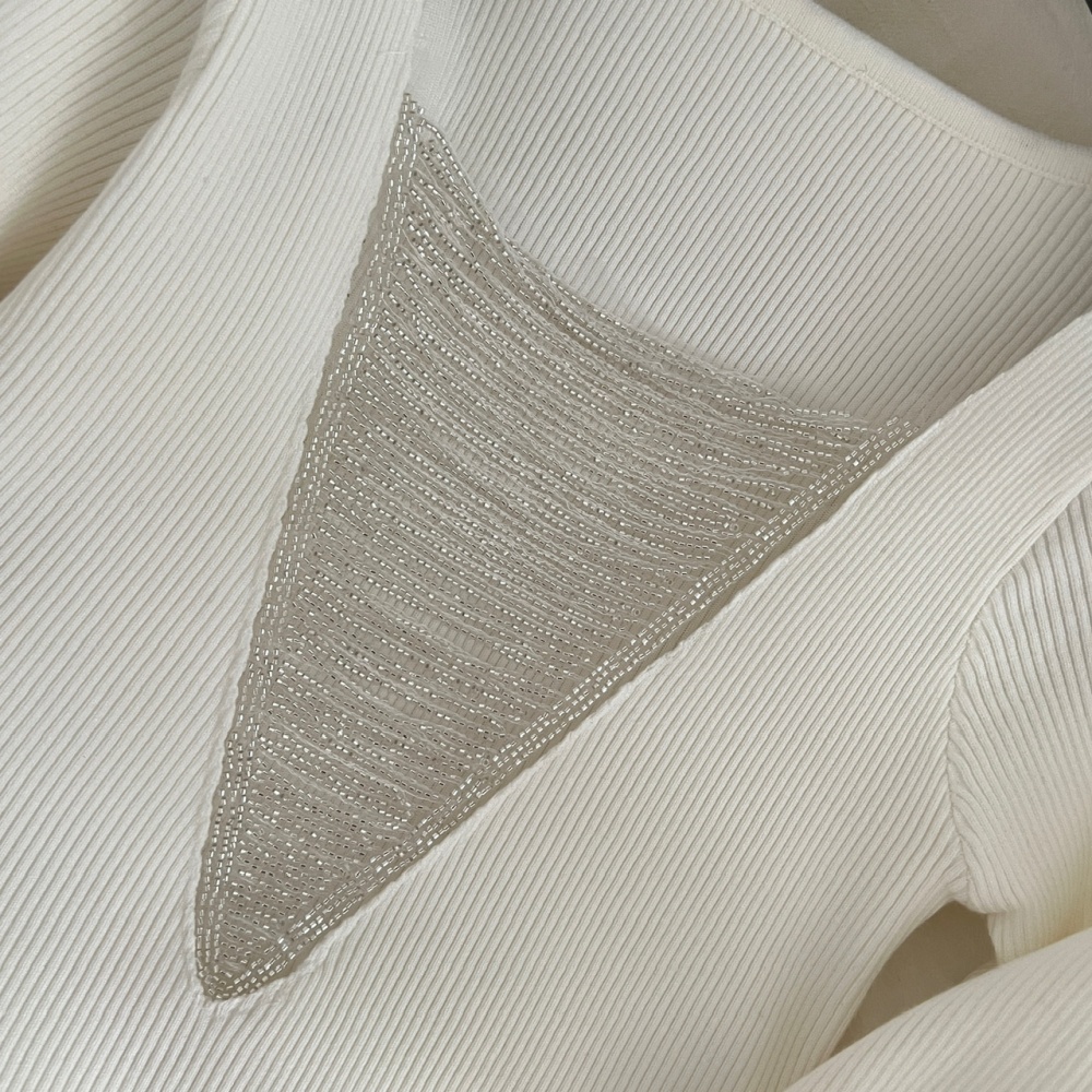 Wears outside white bottoming splice knitted dress