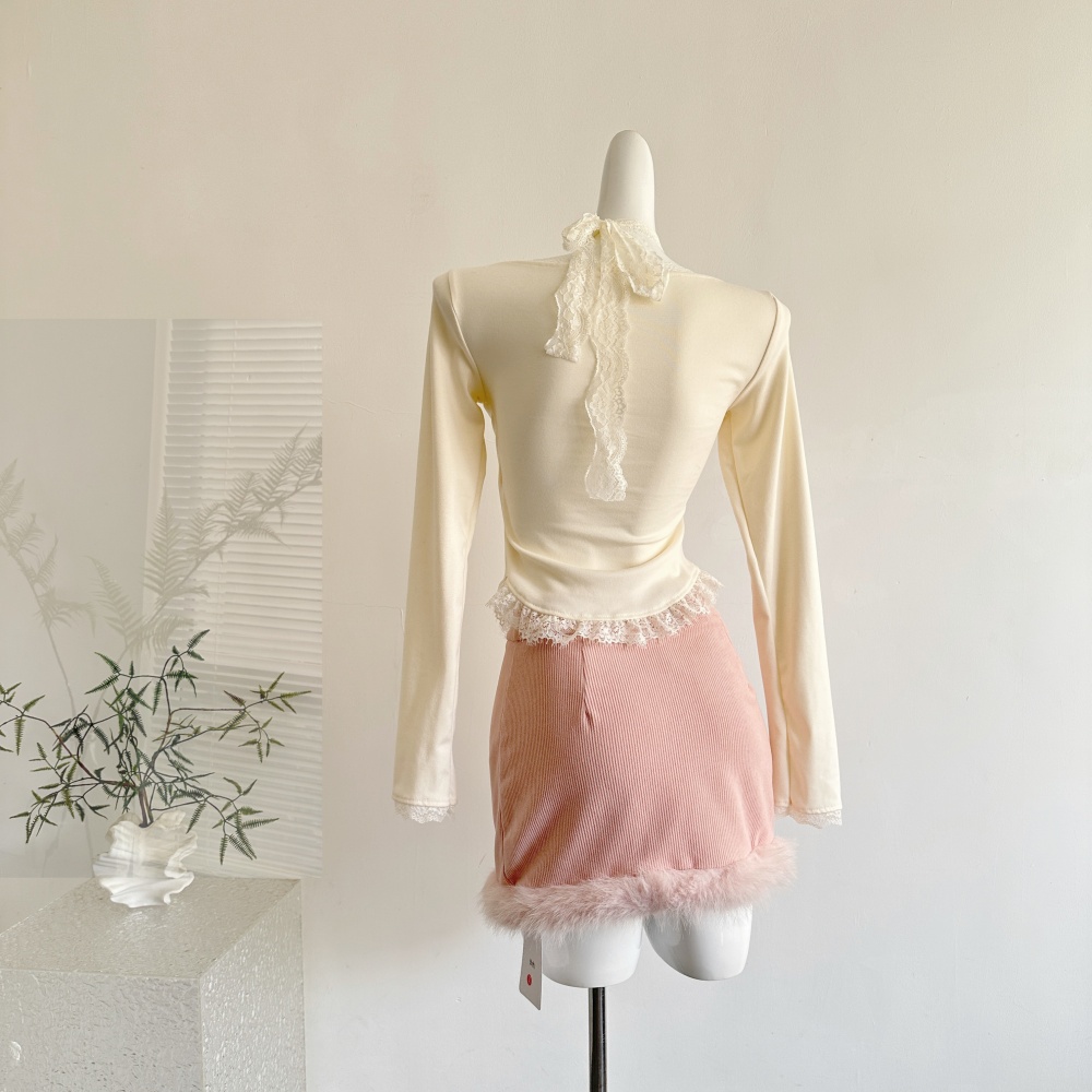 Autumn and winter short skirt slim tops a set