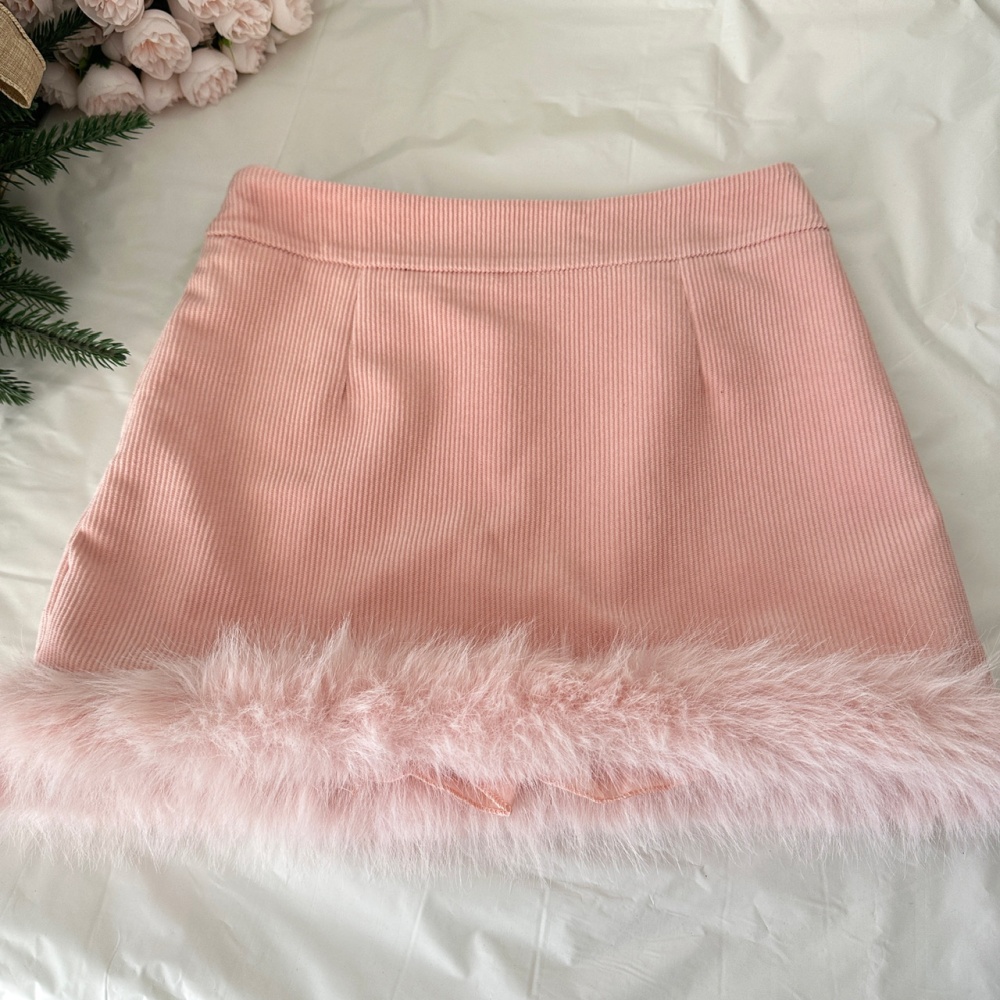 Autumn and winter short skirt slim tops a set