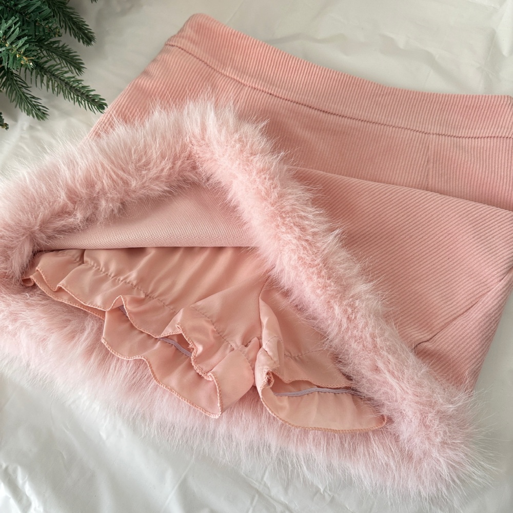 Autumn and winter short skirt slim tops a set