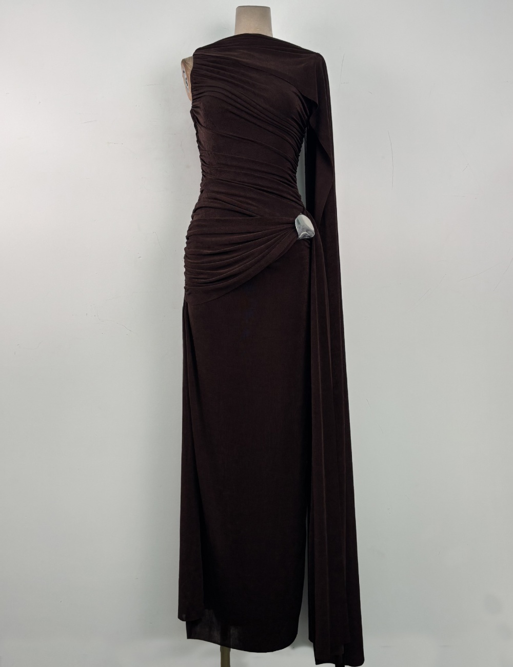 Temperament niche formal dress sleeveless chouzhe dress