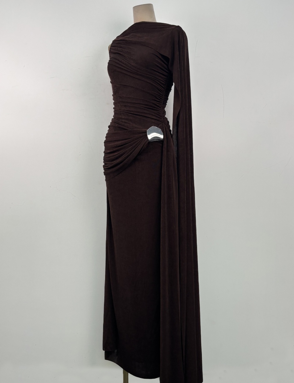 Temperament niche formal dress sleeveless chouzhe dress