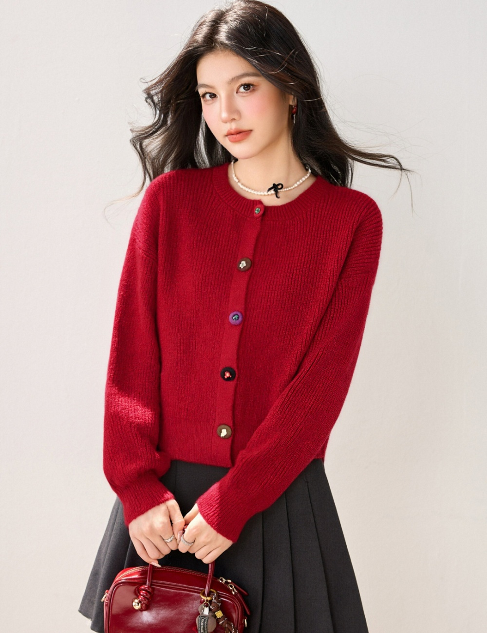 Unique round neck sweater tender cardigan