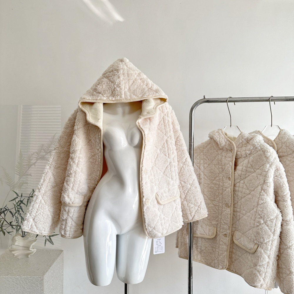 Loose embossing cotton coat lambs wool slim coat