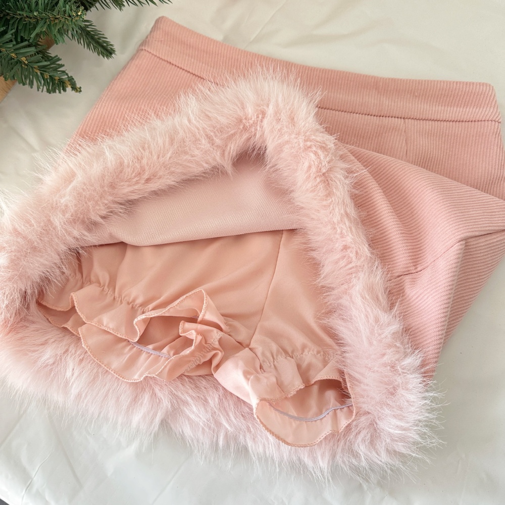 Enticement tops autumn and winter short skirt a set