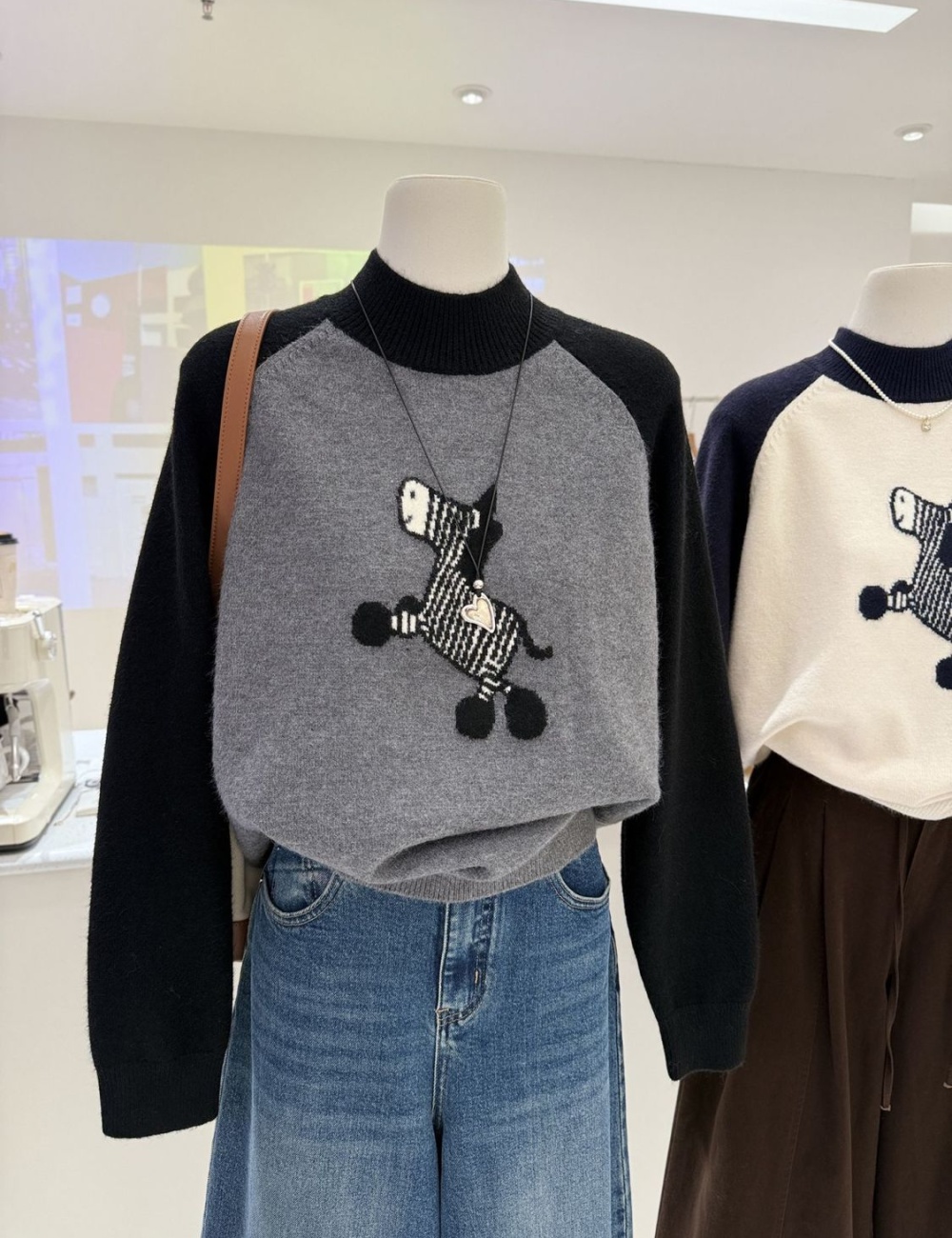 Pullover winter splice pony raglan sweater for women