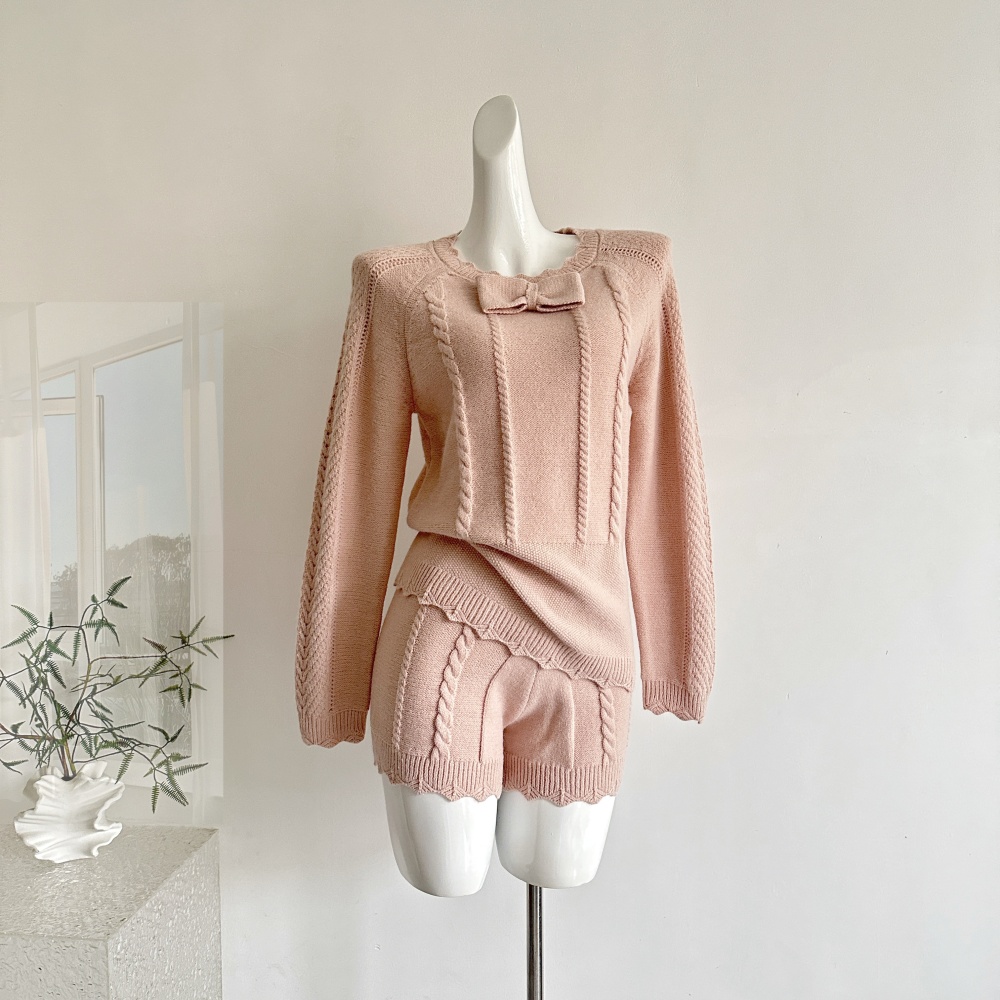 Knitted bow shorts tender tops a set