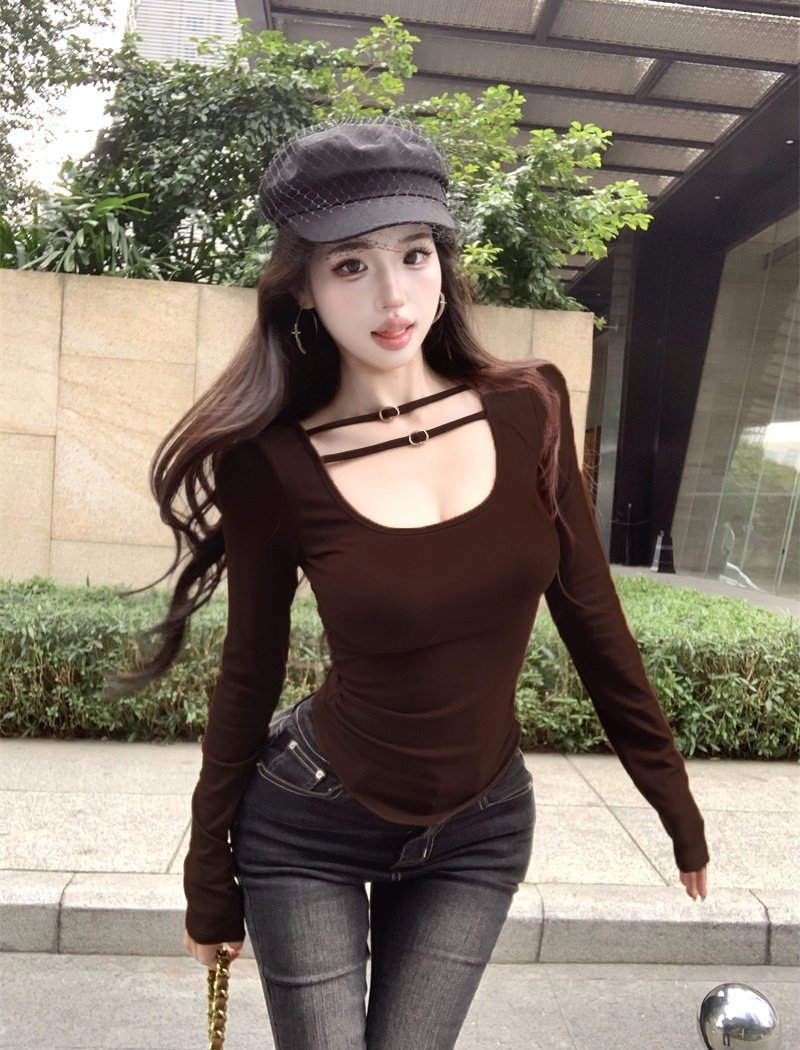 Inside the ride bottoming shirt folds T-shirt