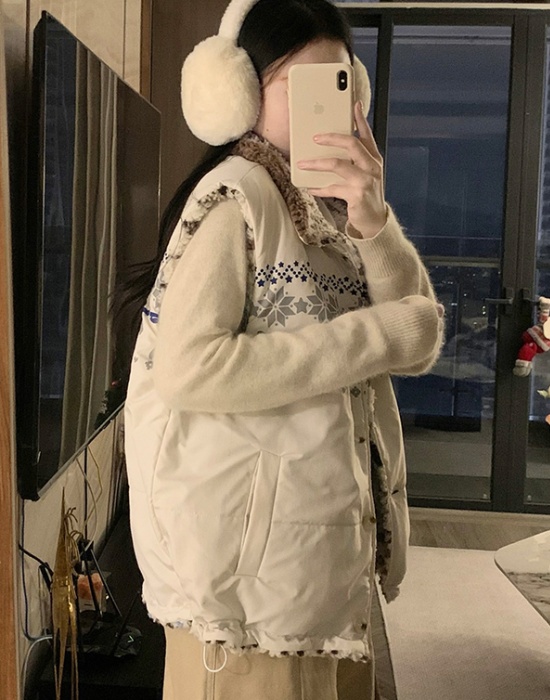 Winter lamb fur waistcoat wear thick coat