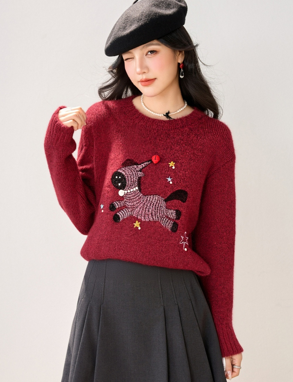 Embroidery Korean style tops cartoon round neck sweater