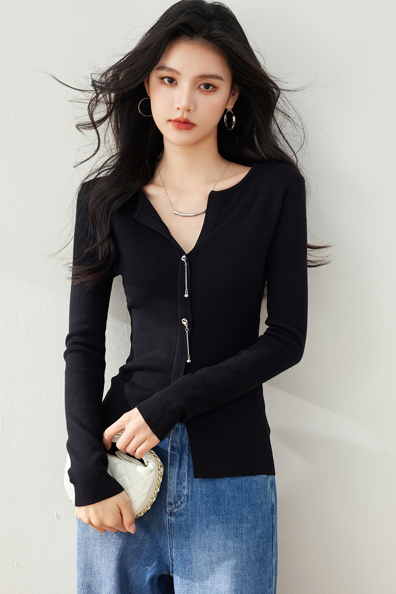 Antique silver bottoming sweater V-neck split tops for women