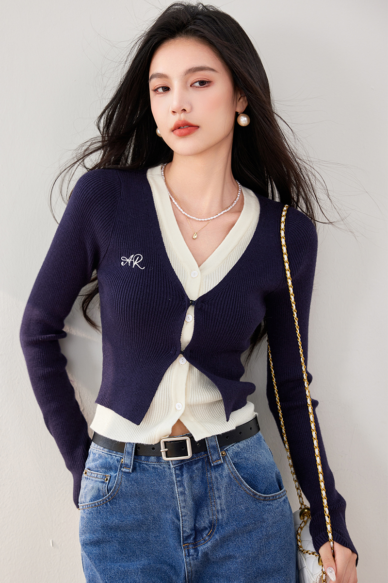 Mixed colors short bottoming shirt slim sweater for women