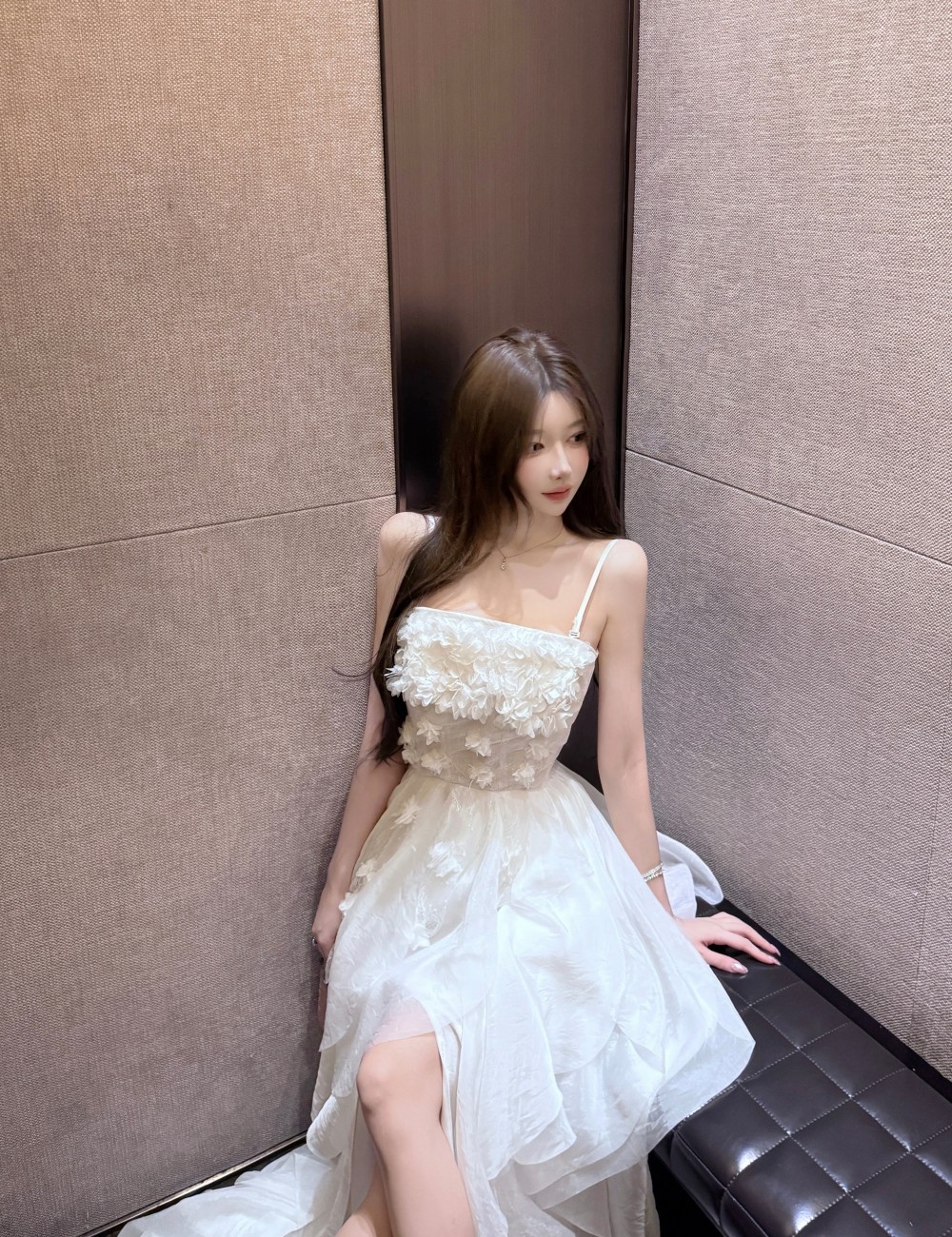 Ladies sling stereoscopic flowers pinched waist dress