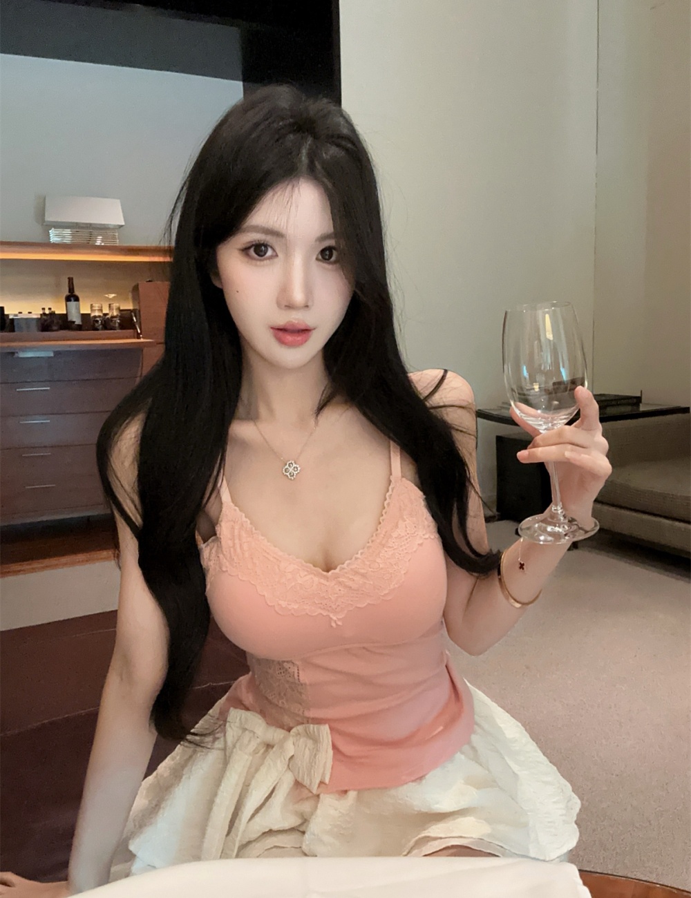 Sling spring with chest pad tops split lace vest for women