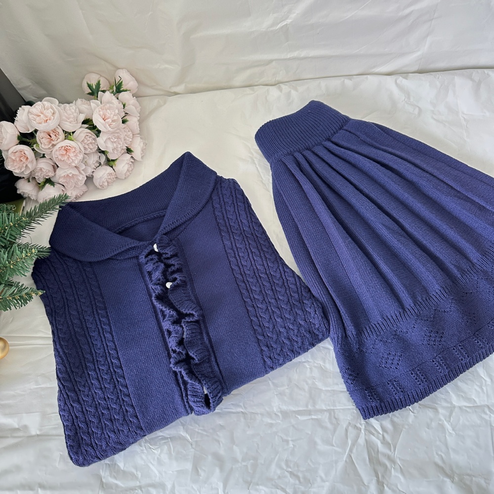 Bow sweater navy-blue short skirt