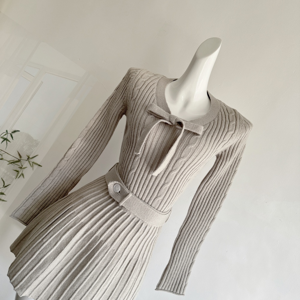 Knitted temperament tops wool short skirt a set for women