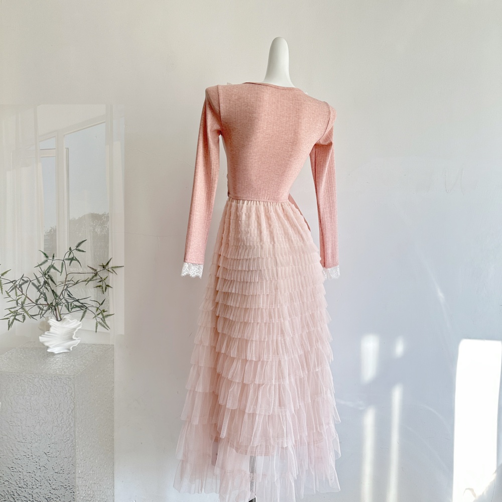 V-neck knitted cake gauze dress