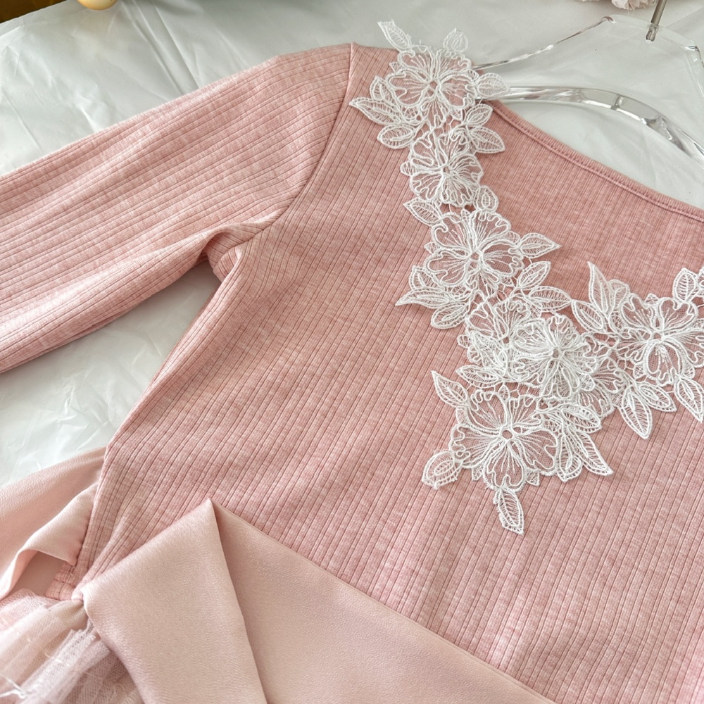 V-neck knitted cake gauze dress