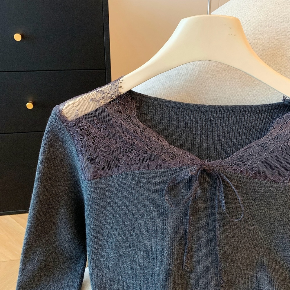 Splice tops inside the ride sweater for women